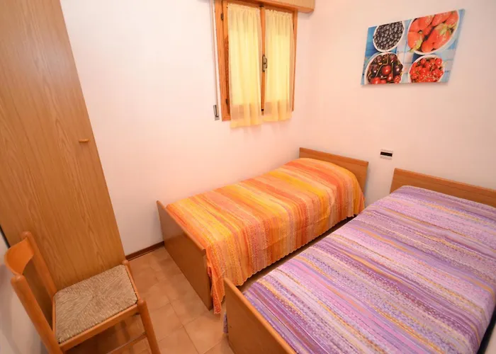 Apartament Paola 2 *